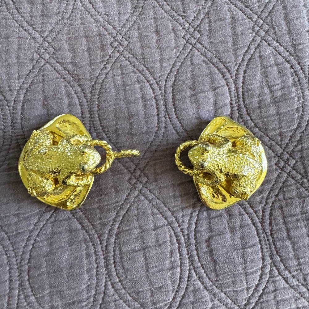 Mimi Din 1972 Frog Belt Buckles